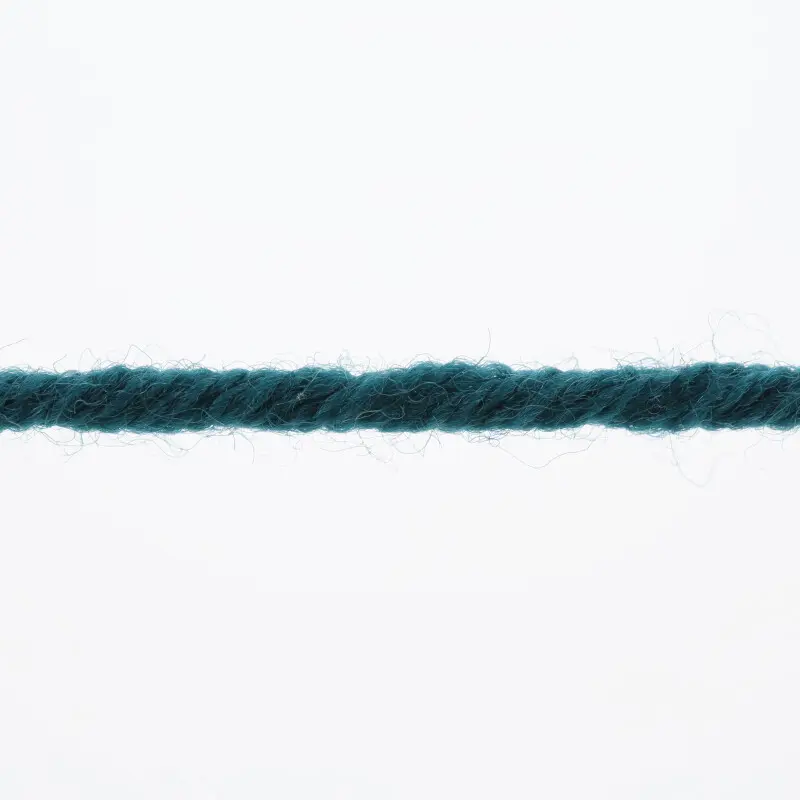152_0088_LANGYARNS_MerinoPlus_800_F.webp